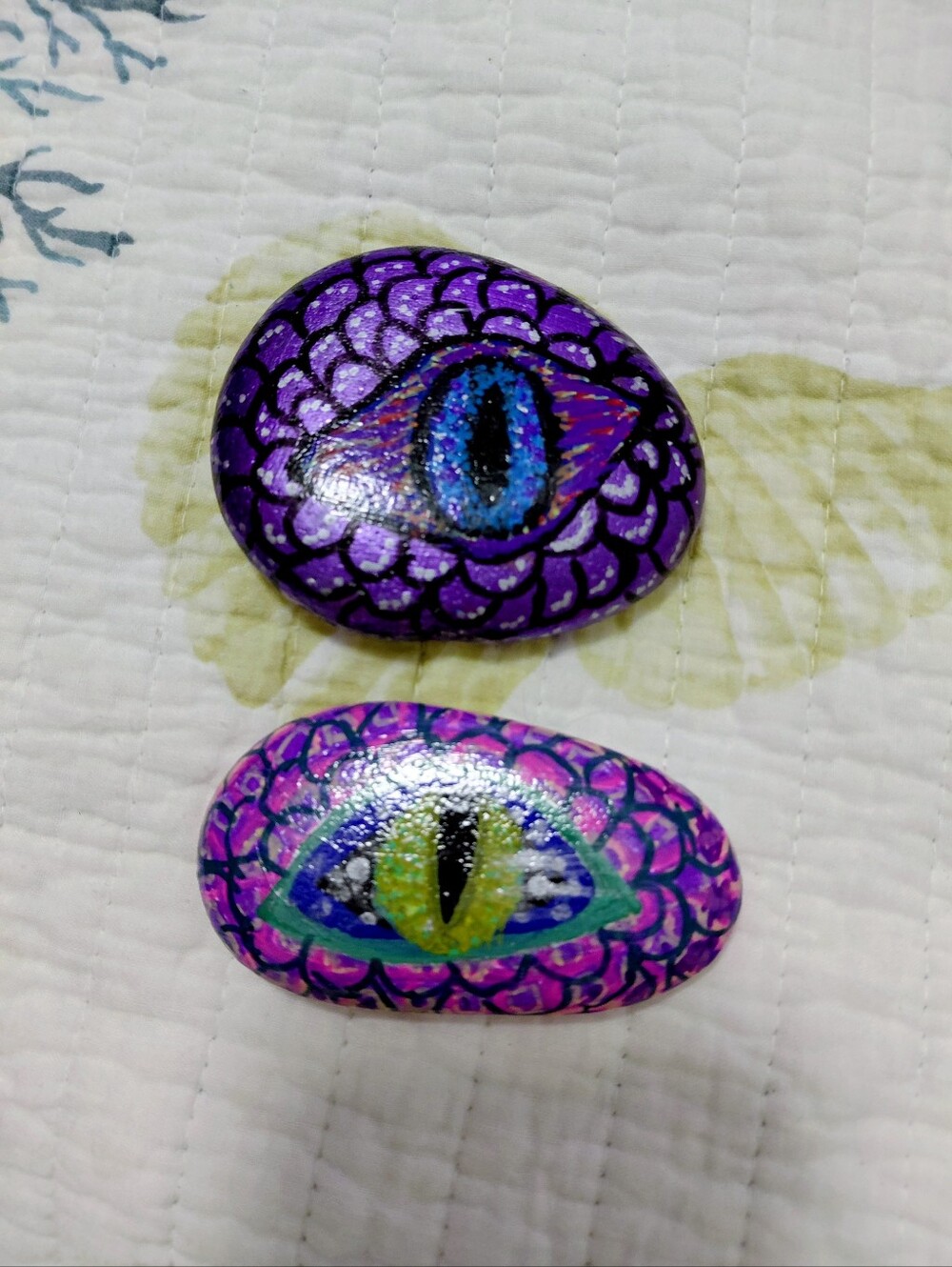 Painted and sealed Stones (Dragon eyes) 3x3"